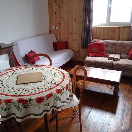 Logement Proche De Tout Saint-Laurent-de-Neste ภายนอก รูปภาพ